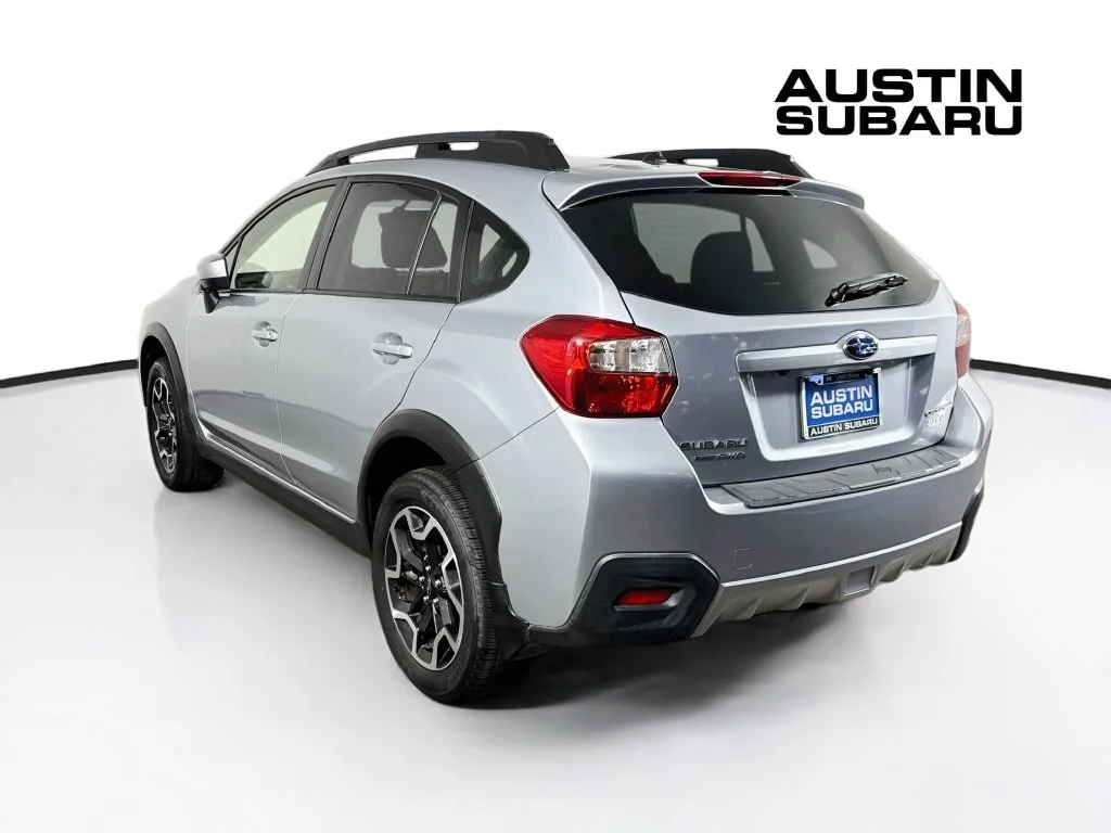 Used 2017 Silver Subaru 2.0i Premium image 5