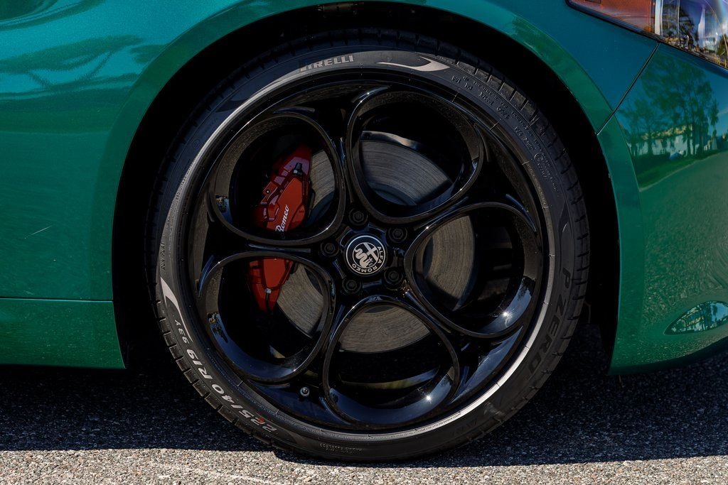 2025 Alfa Romeo Giulia Base - Photo 13