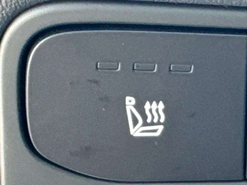 New 2026 Snow White Pearl Kia EX image 28