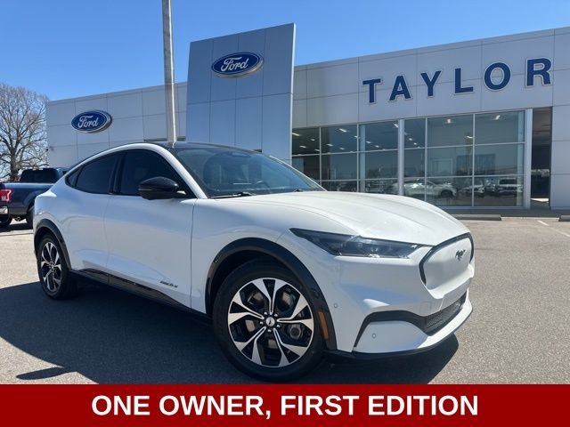 2021 Ford Mustang Mach-E Premium RWD