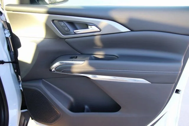 2026 Chevrolet Traverse LT - Photo 24