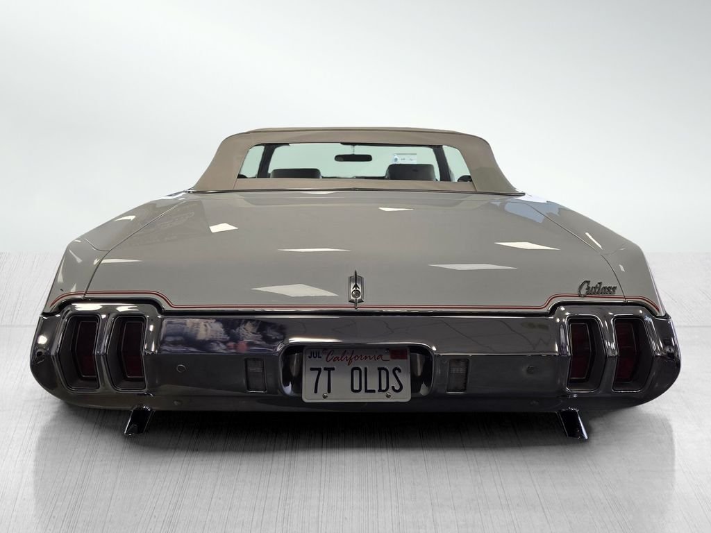 Used 1970 White Oldsmobile Convertible image 7