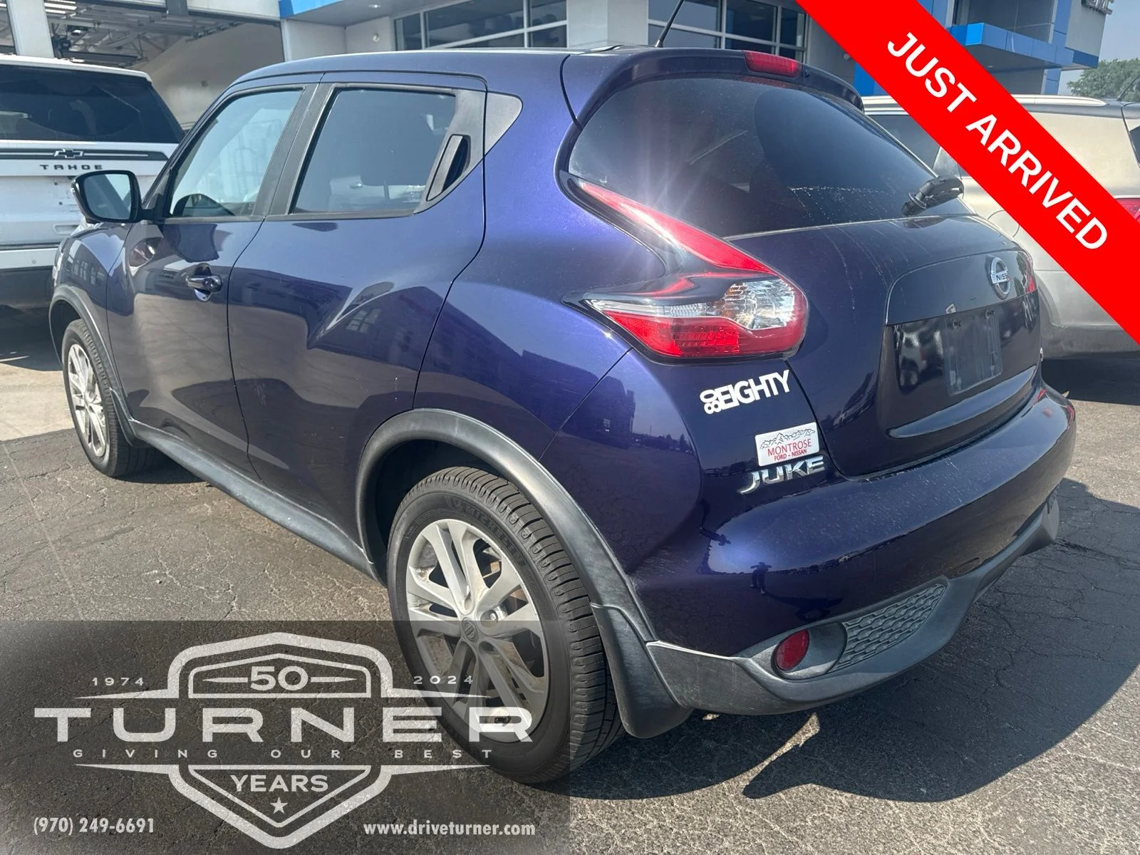 Used 2015 Blue Nissan SL image 3