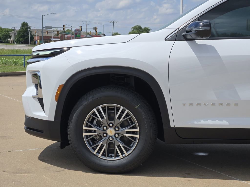 New 2026 Summit White Chevrolet LT image 20