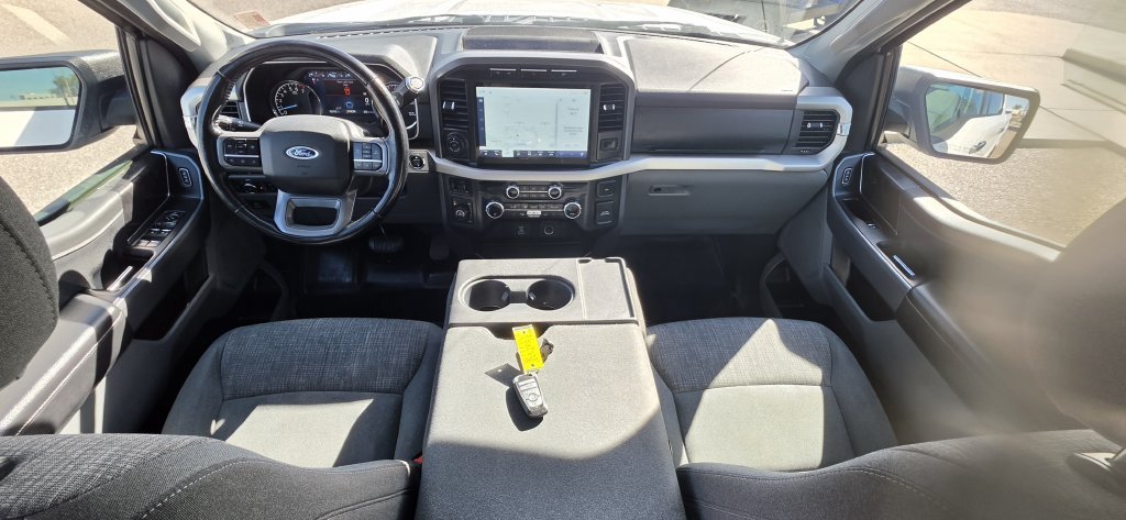 Used 2021 Oxford White Ford XLT image 25