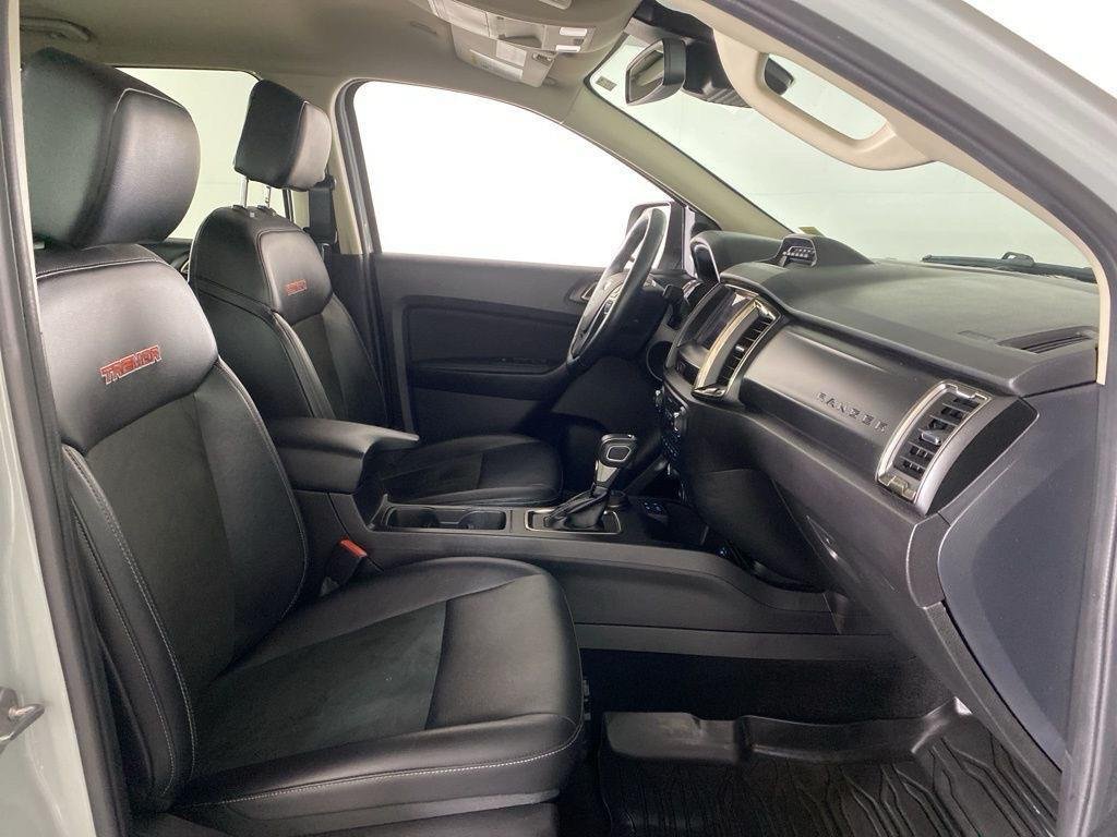 Used 2023 Cactus Gray Ford XLT image 23