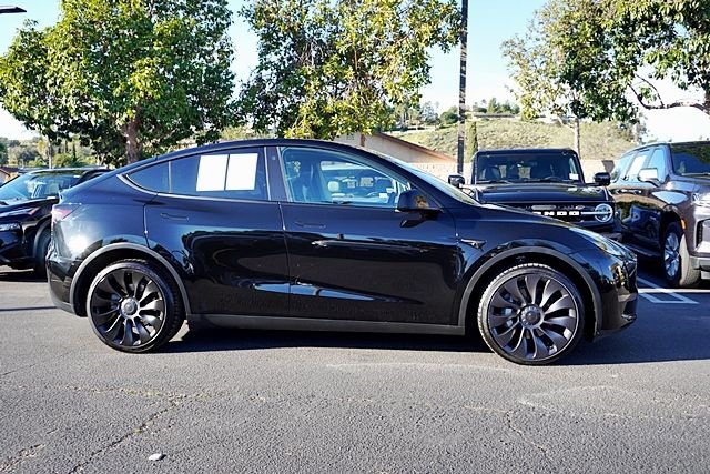 Used 2023  Tesla Long Range image 6