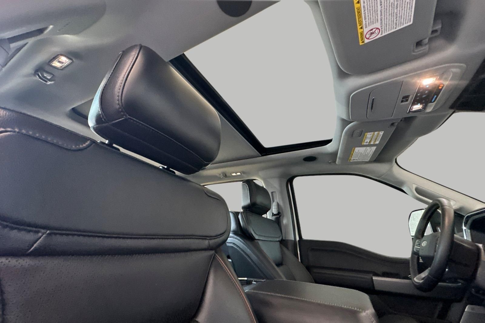 Used 2025 White Ford Lariat image 16