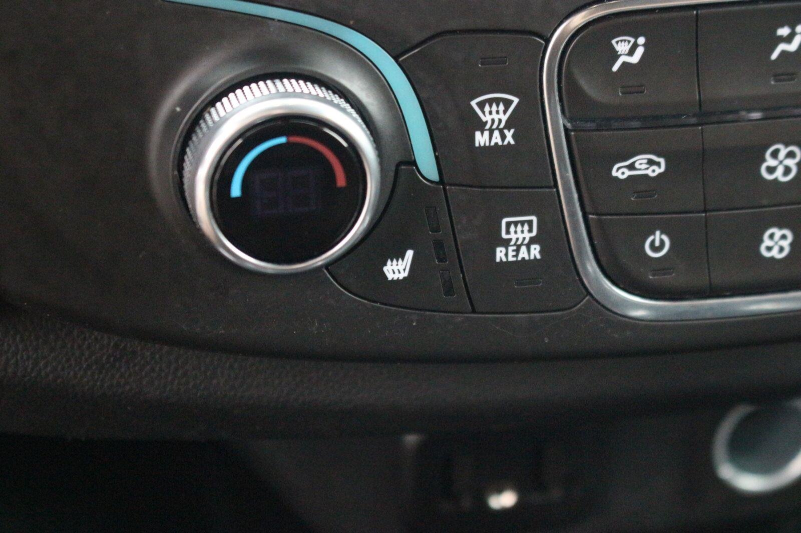 Used 2023 Mosaic Black Metallic Chevrolet LT Cloth image 28