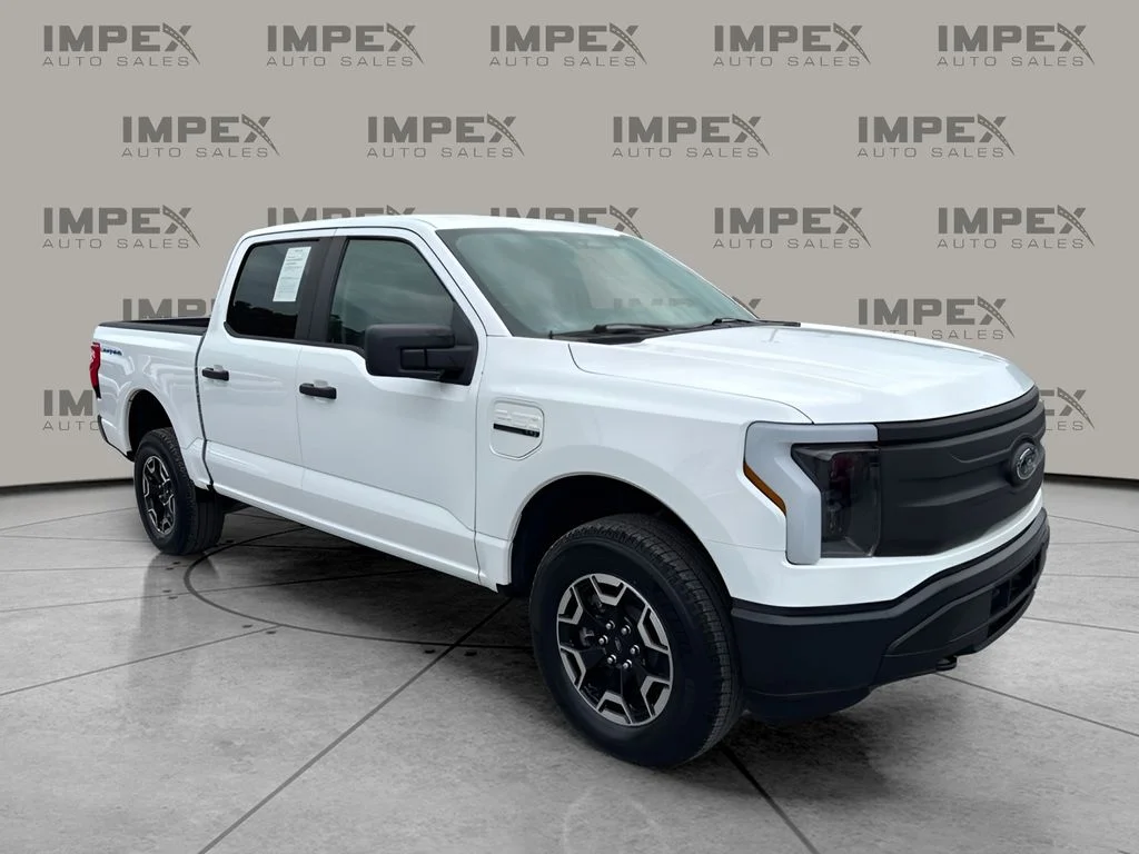 Used 2022 White Ford Pro image 7