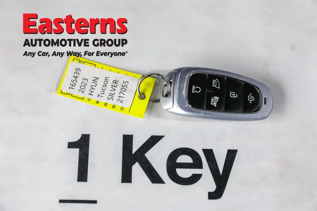 Used 2023 Silver Hyundai SEL image 25