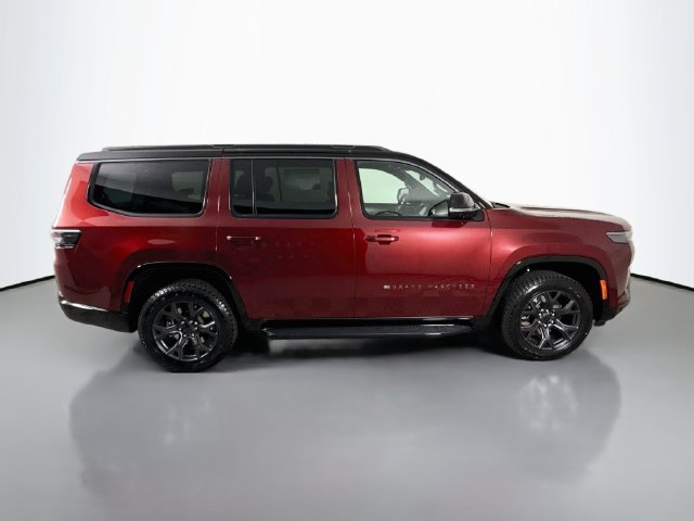 New 2026 Velvet Red Pearl-Coat Exterior Paint Jeep Upland image 8