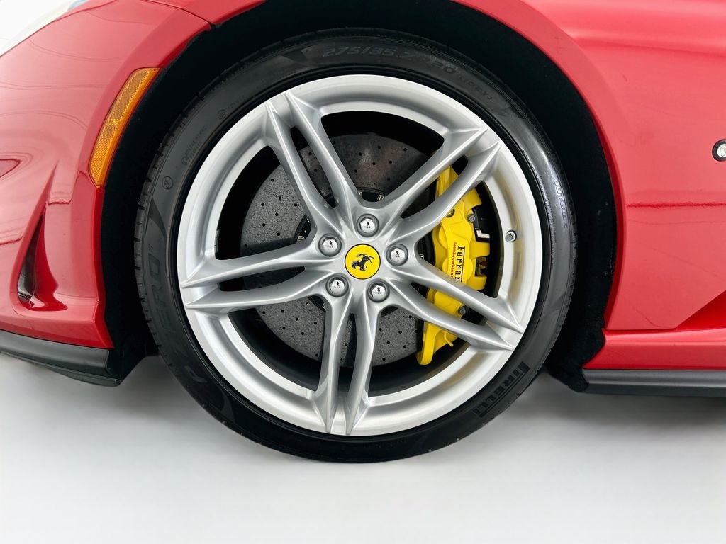 Used 2023  Ferrari Base image 34