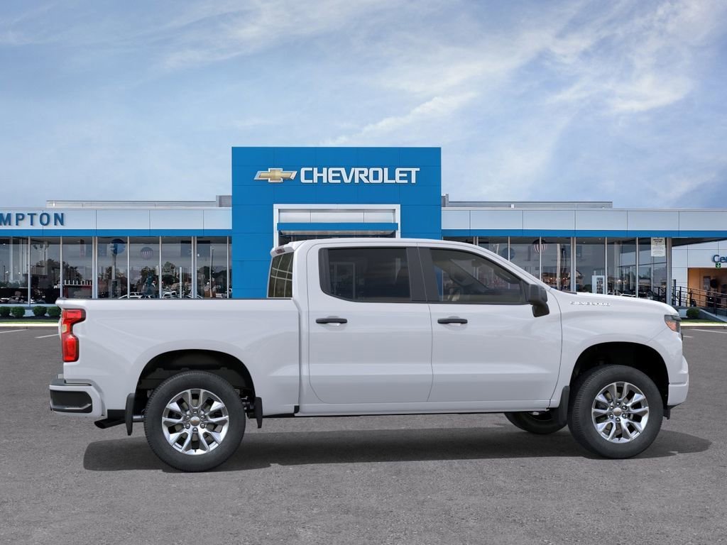 New 2026 Summit White Chevrolet Custom image 5
