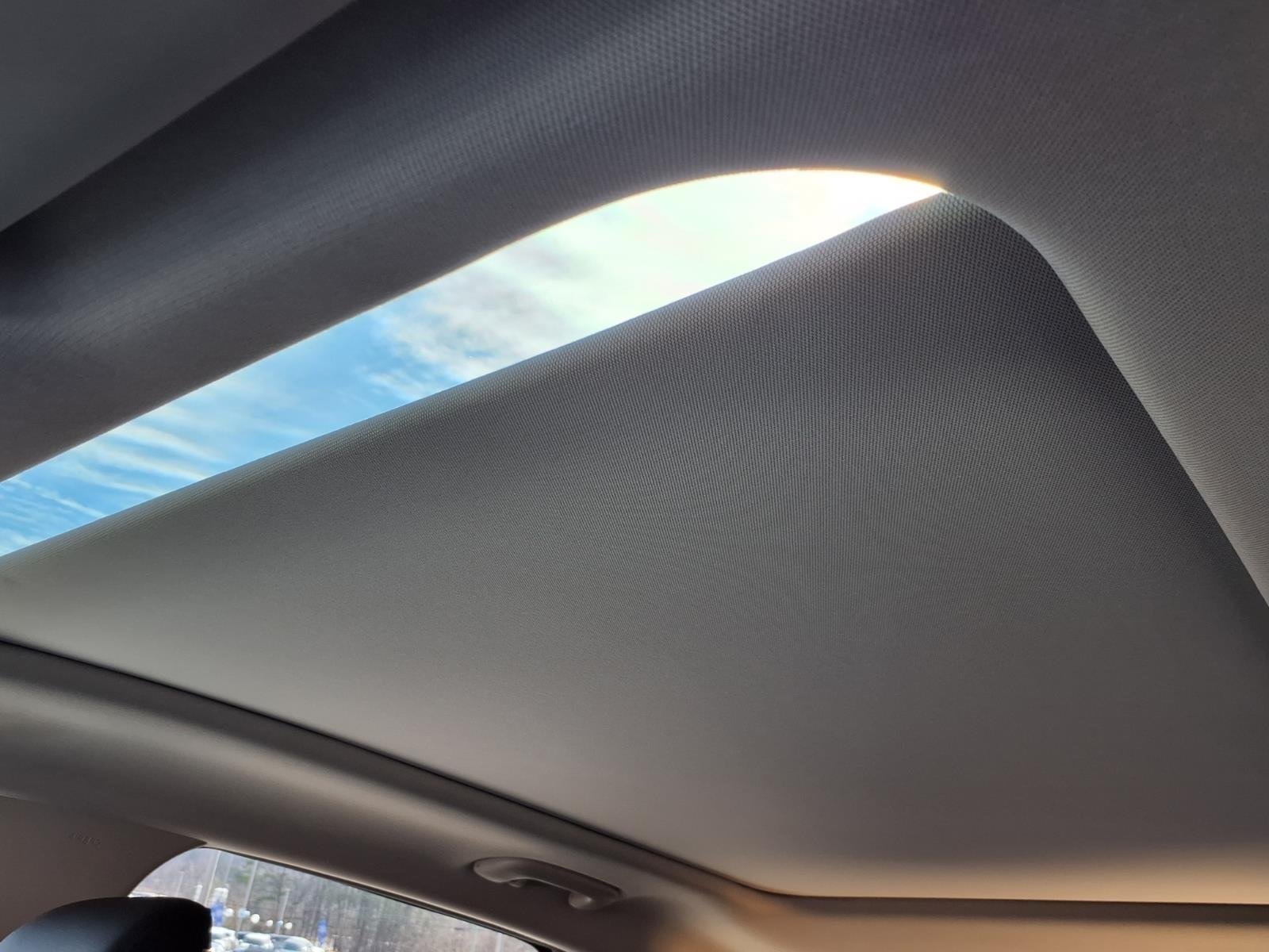 New 2026 Glacial White Pearl Kia EX image 12