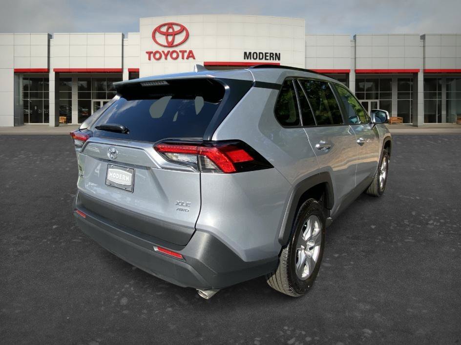 Certified Used 2025 Silver Sky Metallic Toyota XLE image 5