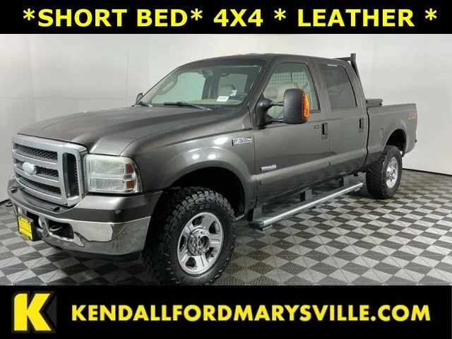 2005 Ford F-350 Lariat 4x4 Crew Cab SWB's photo
