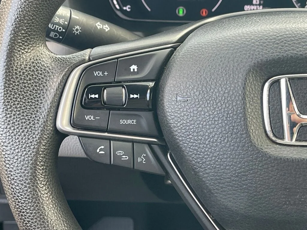 Certified Used 2018 Modern Steel Metallic Honda LX 1.5T image 16