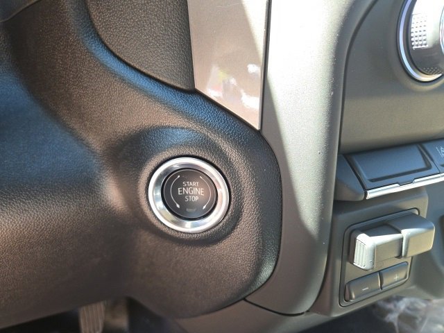 2025 Chevrolet Silverado 3500HD Work Truck photo 4