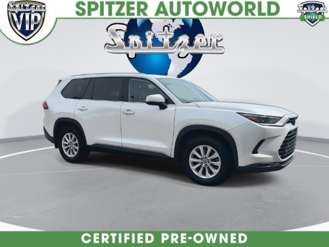 Certified Used 2024 Wind Chill Pearl Toyota XLE image 3