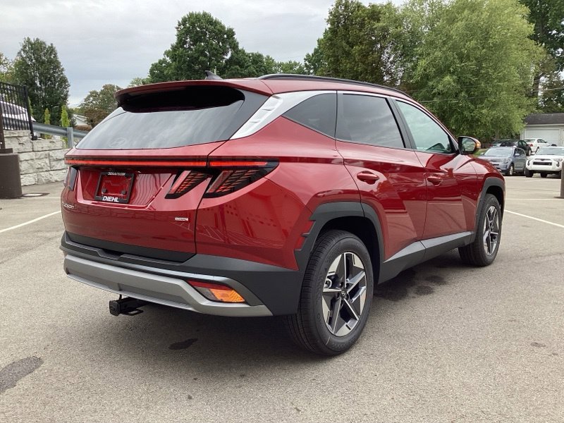 New 2026 Red Hyundai SEL Premium image 8