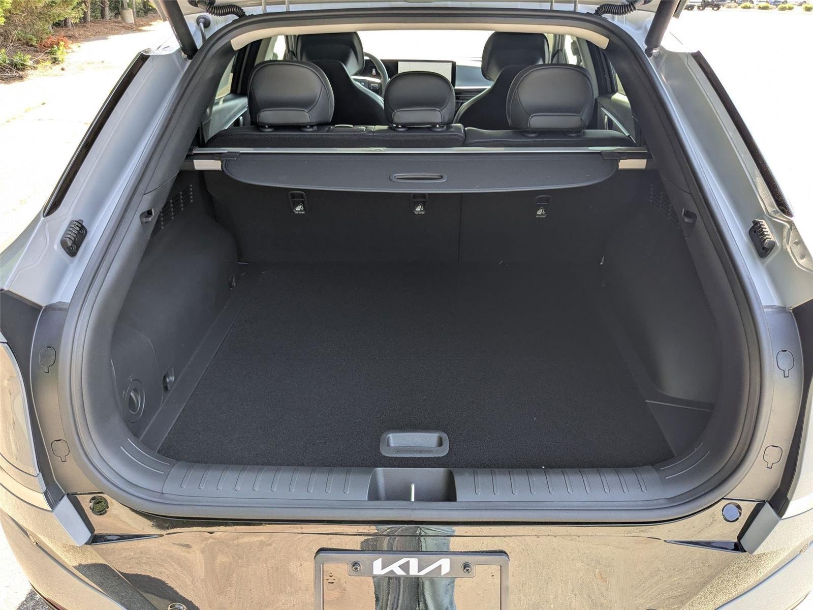 2025 Kia EV6 Wind - Photo 31