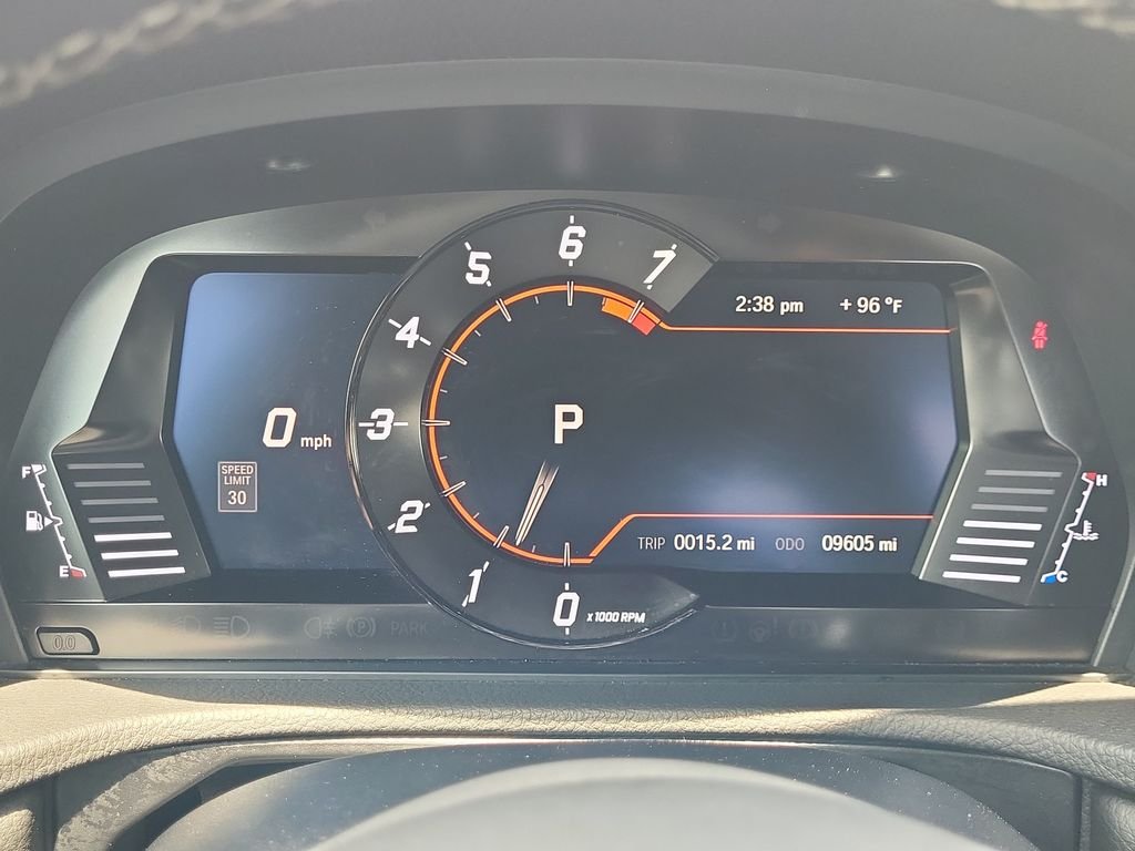 Used 2021 White Toyota 3.0 image 23