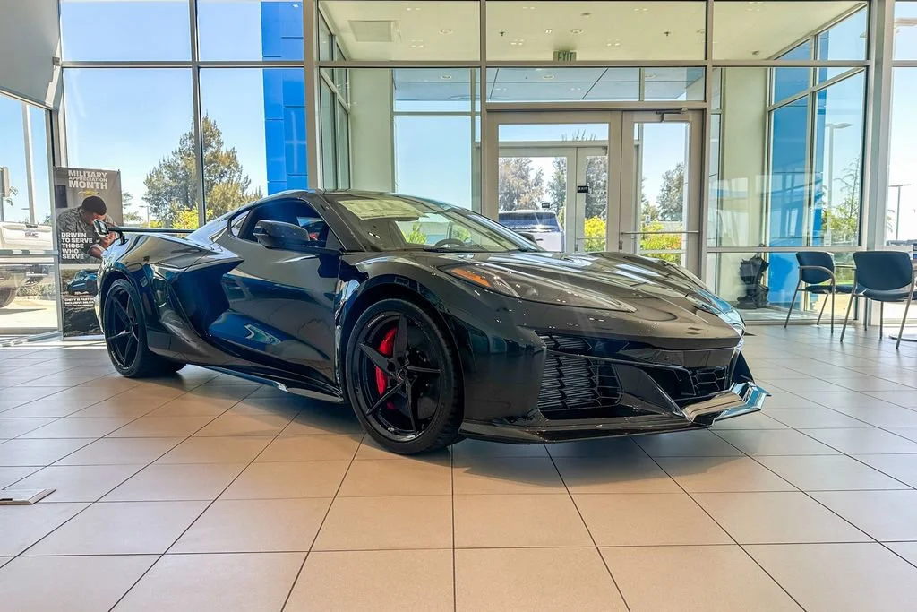 2026 Chevrolet Corvette E-Ray Coupe 2LZ's photo
