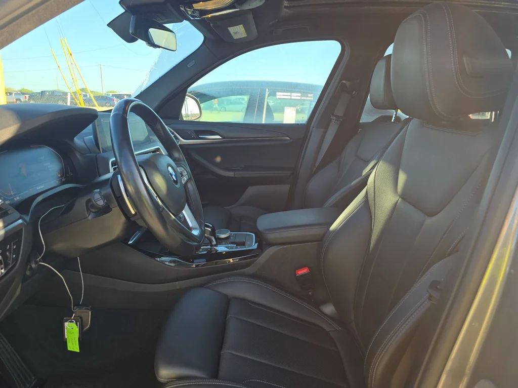 Used 2024 Gray BMW sDrive30i image 6