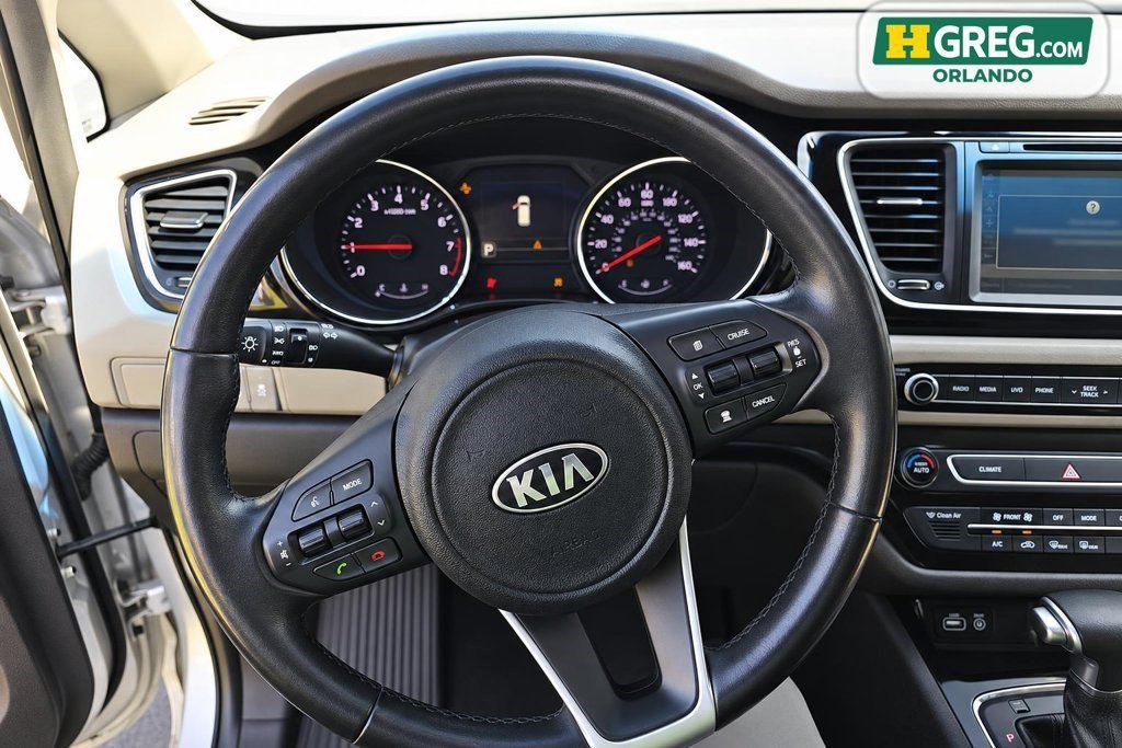Used 2018 Silky Silver Kia SX-L image 9