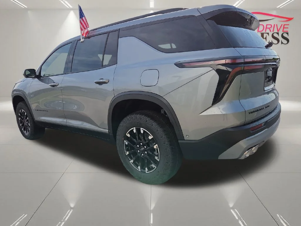 New 2026 Sterling Gray Metallic Chevrolet Z71 image 5