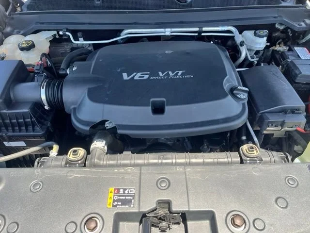 Used 2018 QUICKSILVER METALLIC GMC 2WD SLE image 29