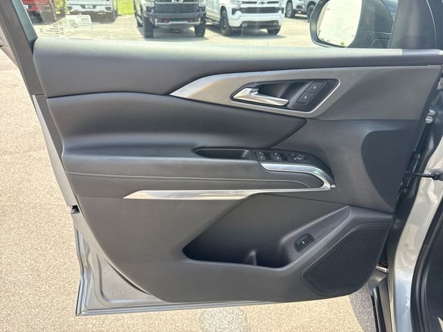 2024 Chevrolet Traverse 2LT - Photo 13