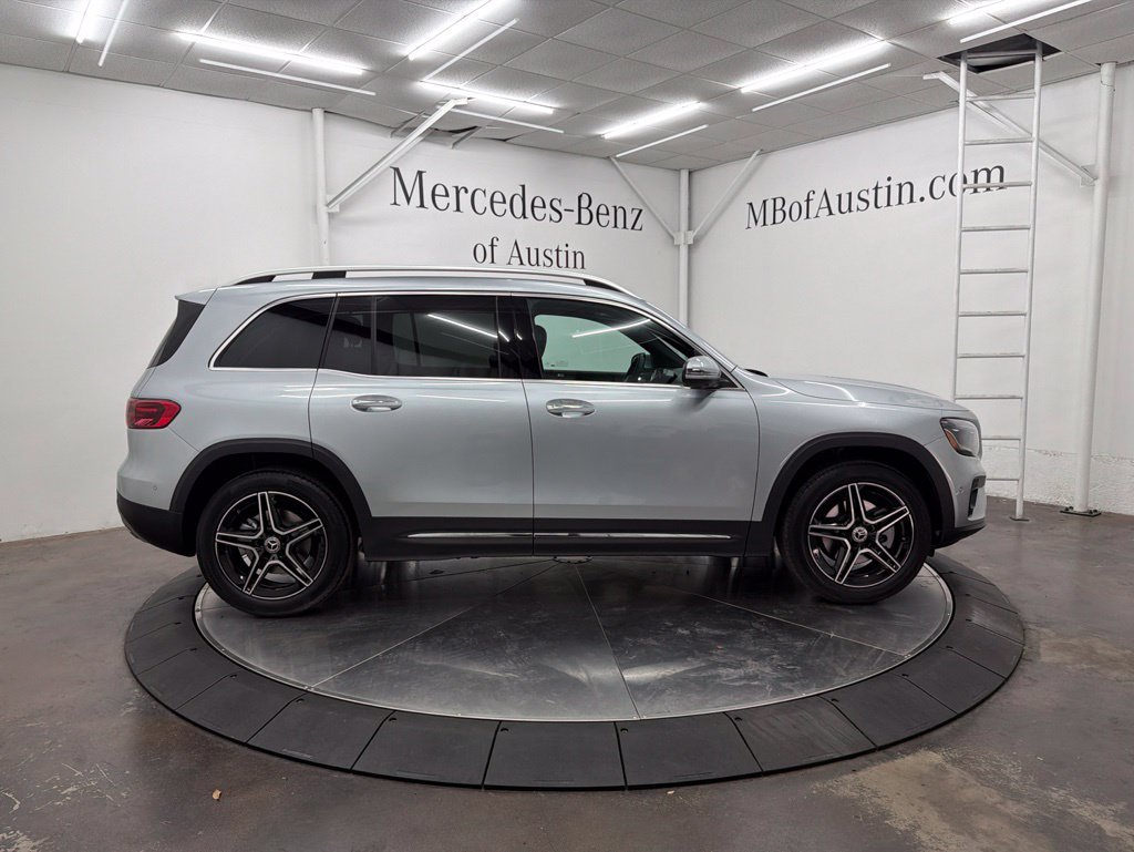 Used 2026 Silver Mercedes-Benz GLB 250 image 8