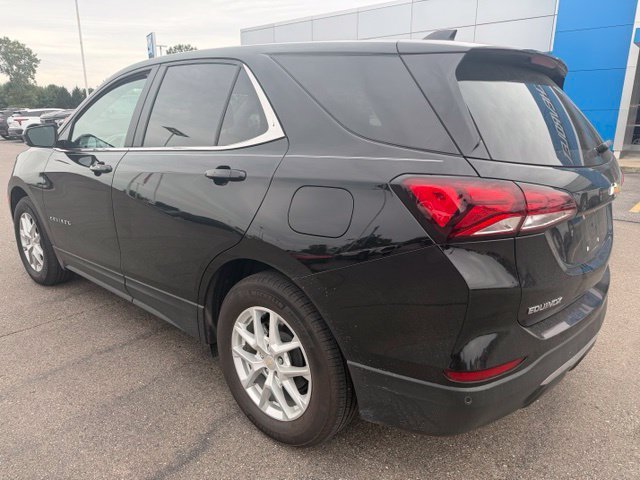 Used 2023 MOSAIC BLACK METALLIC Chevrolet LT image 12