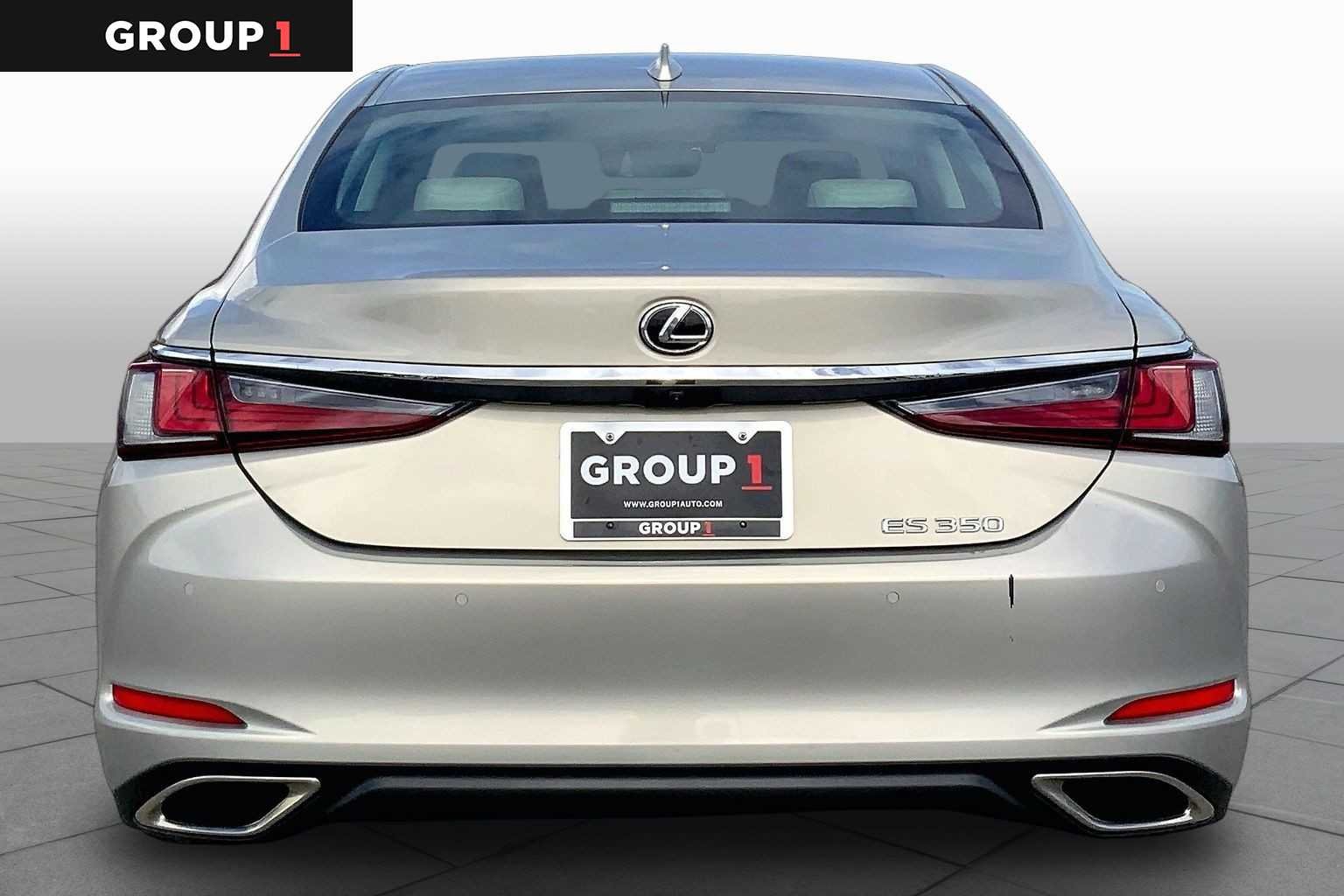 Certified Used 2024 MOONBEAM BEIGE MET. Lexus  image 5