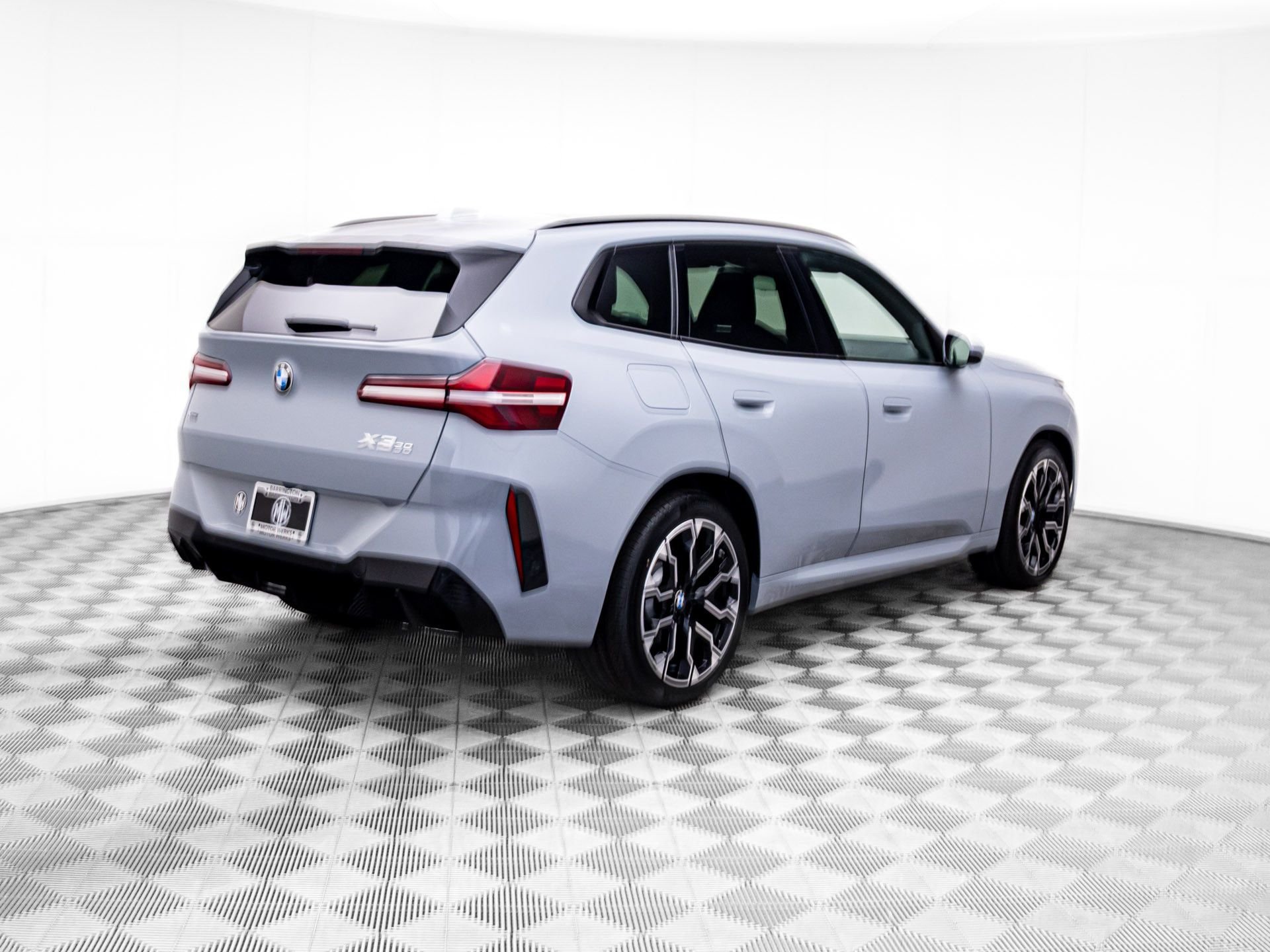 New 2026 Brooklyn Grey Metallic BMW 30 xDrive image 5