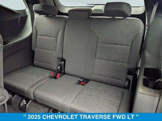 2025 Chevrolet Traverse LT - Photo 10