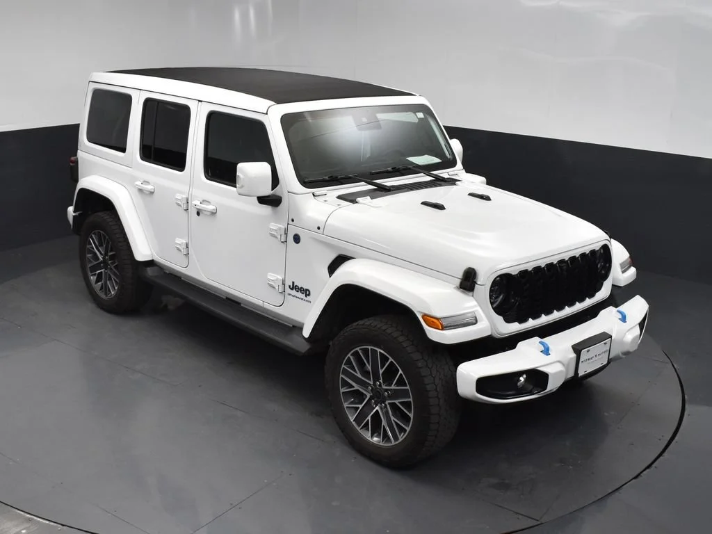 Used 2024 White Jeep High Altitude 4xe image 34