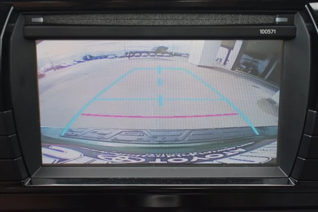 Used 2016 Green Toyota LE Plus image 25