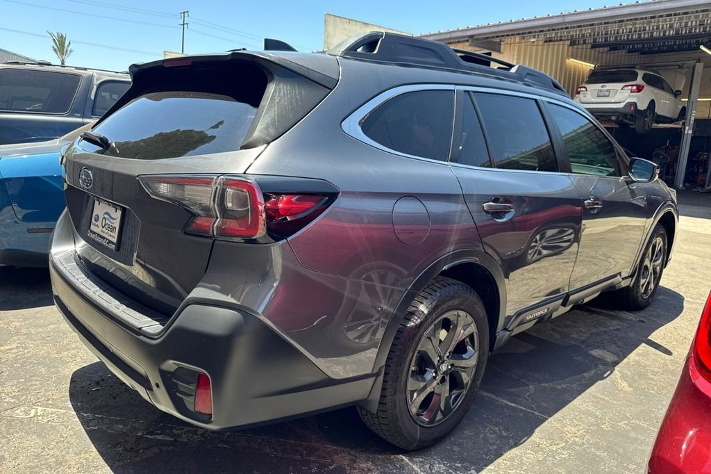 Used 2021 Gray Subaru Onyx Edition XT image 6