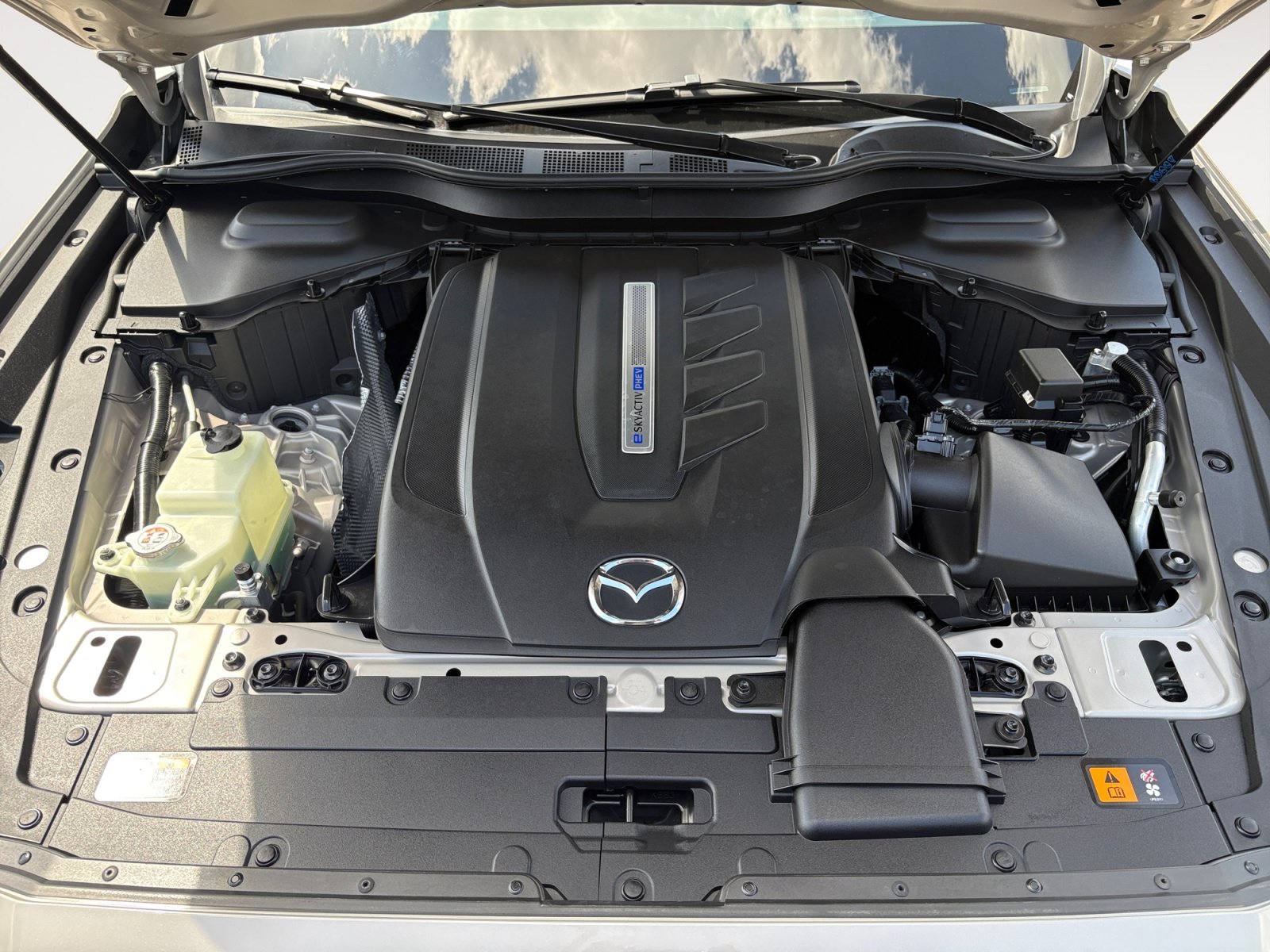 Used 2026 Platinum Quartz Mazda Premium Plus image 29