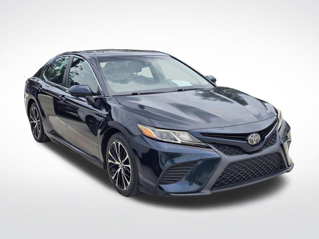 Used 2018 Blue Toyota SE image 1