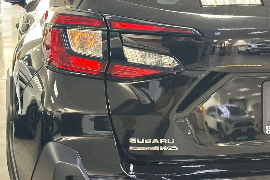 Used 2024 Black Subaru Base image 26