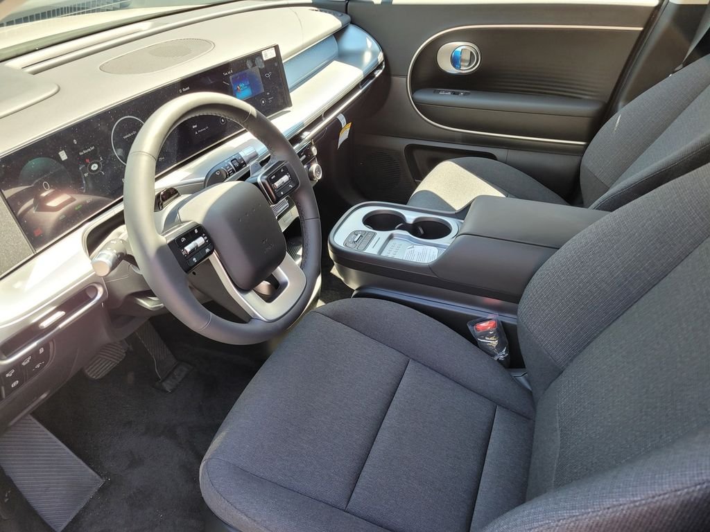 2026 Hyundai IONIQ 9 SE - Photo 8
