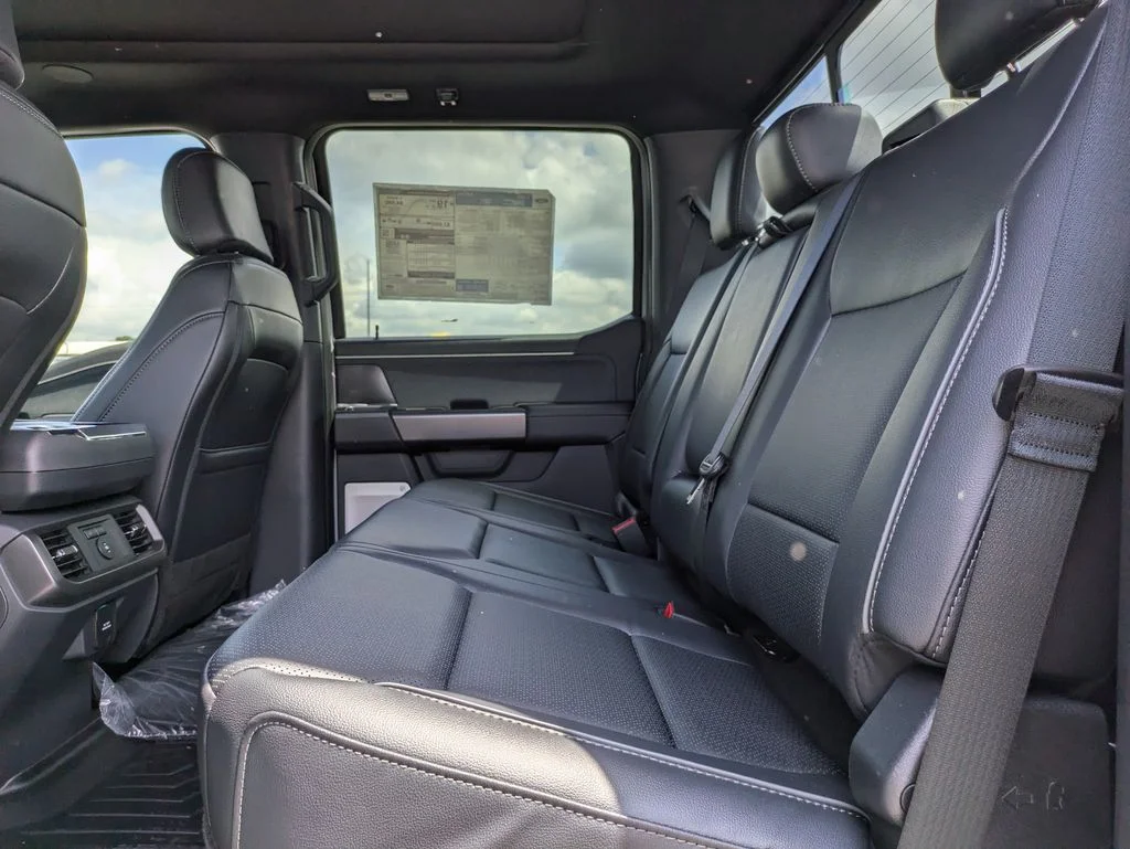 New 2026 Avalanche Ford Lariat image 14