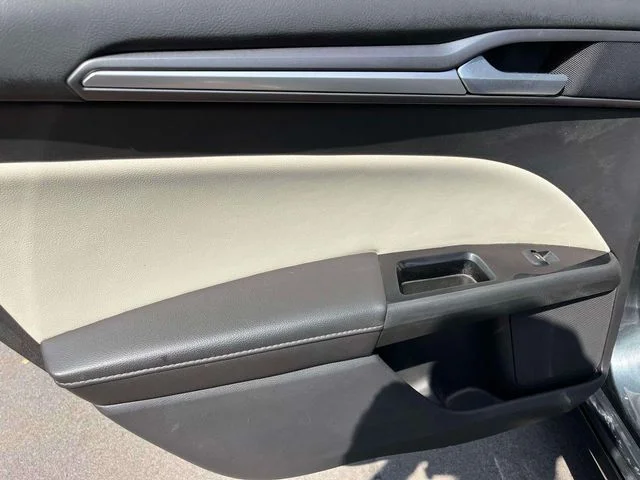 Used 2015 Guard Ford Titanium image 17