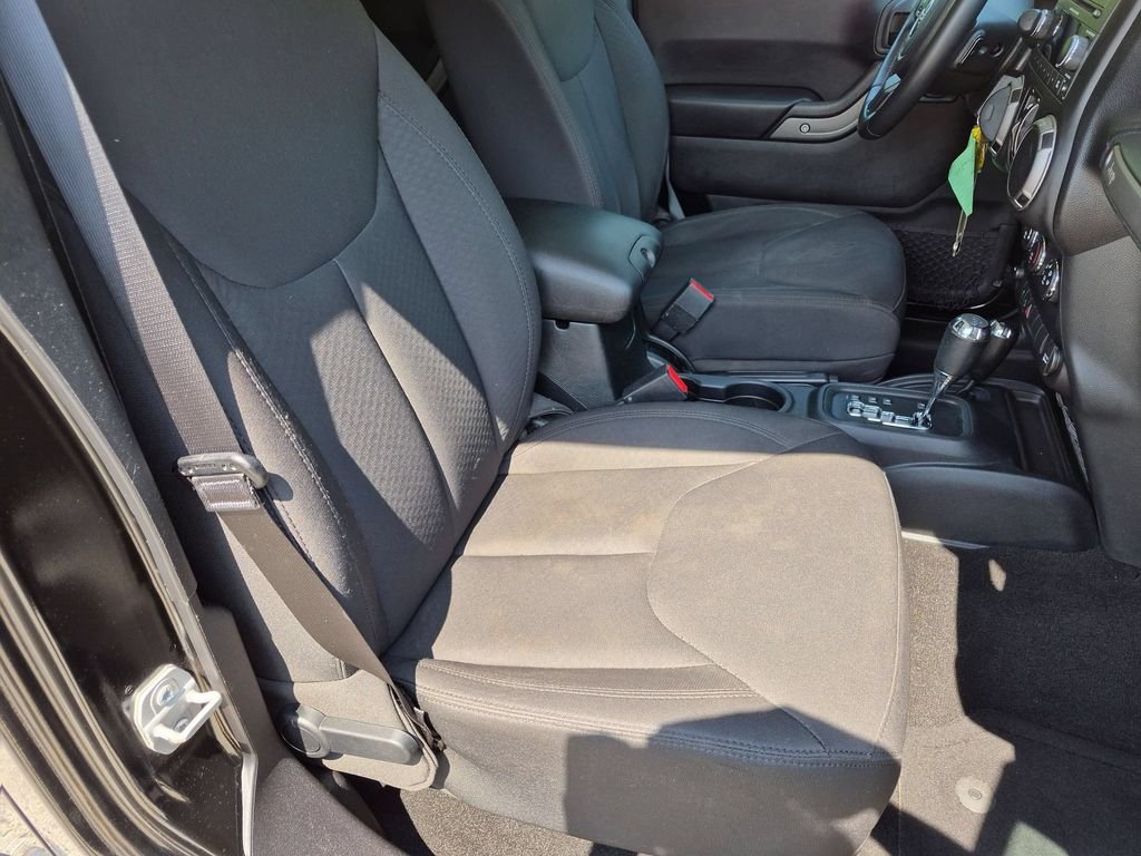 Used 2016 Black Jeep Unlimited Sport image 22