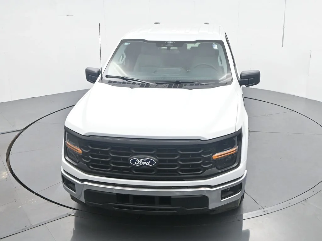 New 2026 Oxford White Ford XL image 32
