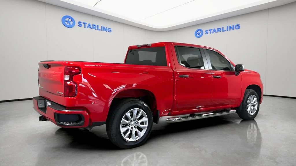Used 2025 Red Hot Chevrolet Custom image 9
